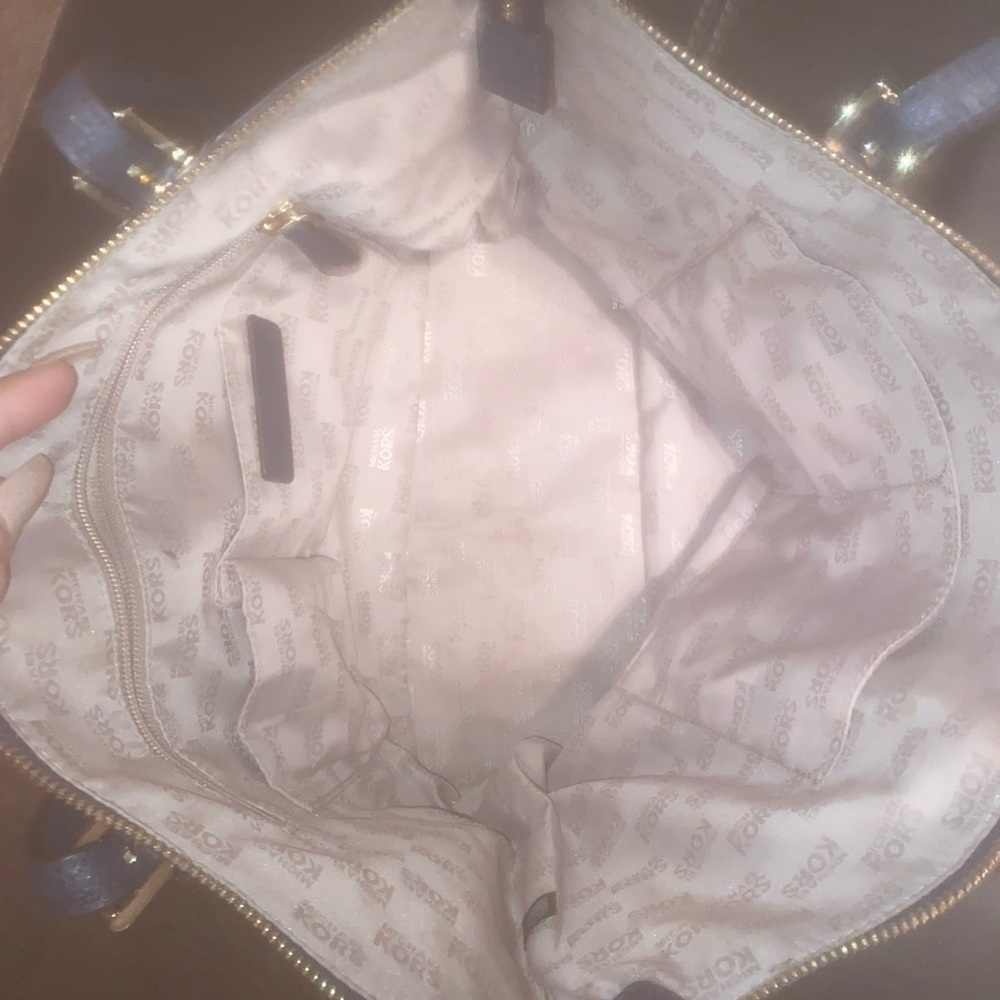 Michael Kors pre-loved - Picture 8 of 8